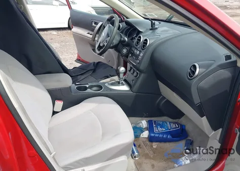 2015 Nissan Rogue Select S z USA, uszkodzony, nr VIN JN8AS5MV8FW261047